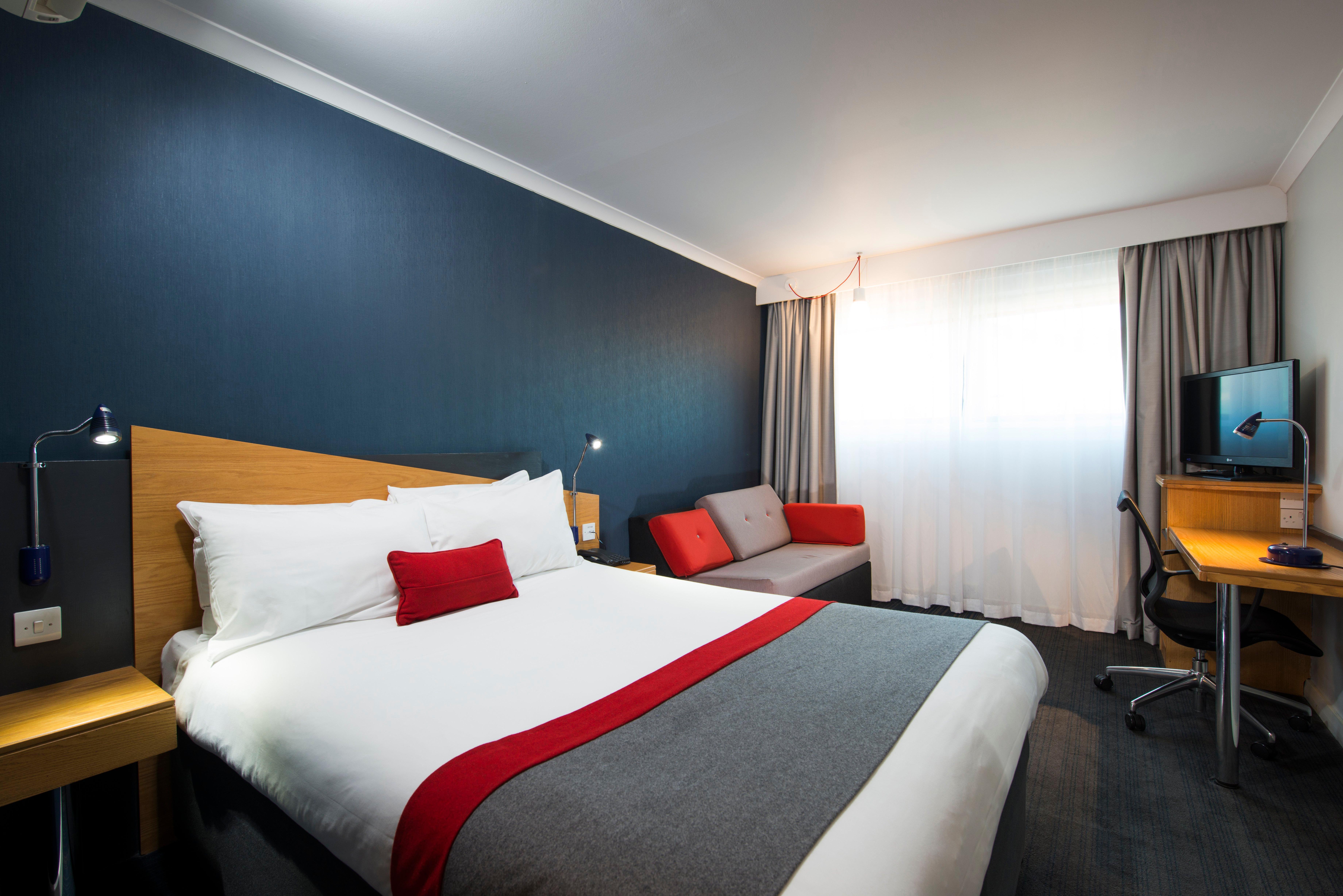 Holiday Inn Express Derby Pride Park By Ihg Exterior foto